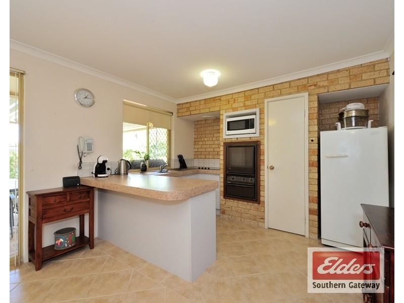 57 Tunnicliffe Street, Parmelia WA 6167