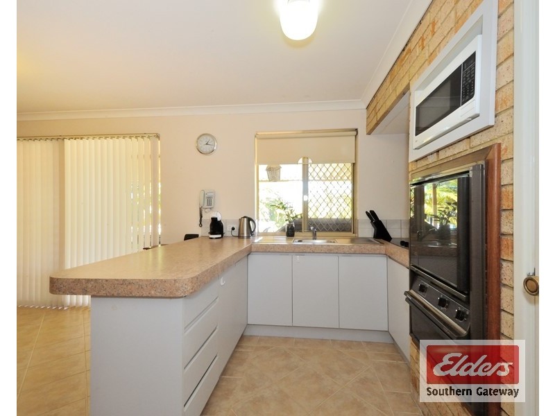 57 Tunnicliffe Street, Parmelia WA 6167