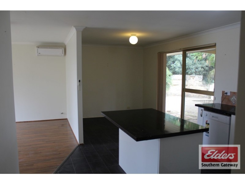 25 Patrick Vista, Parmelia WA 6167