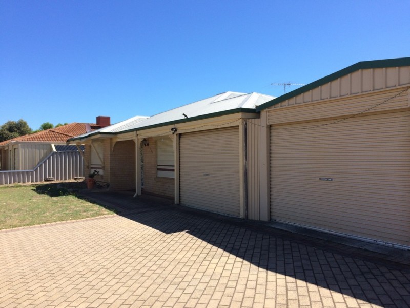 232 seville drive, Seville Grove WA 6112
