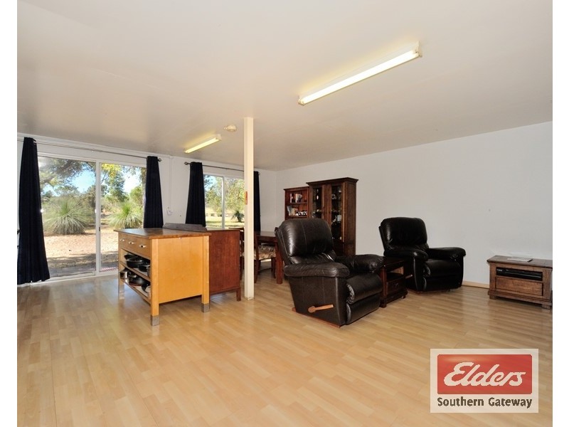 121 Barker Road, Wellard WA 6170