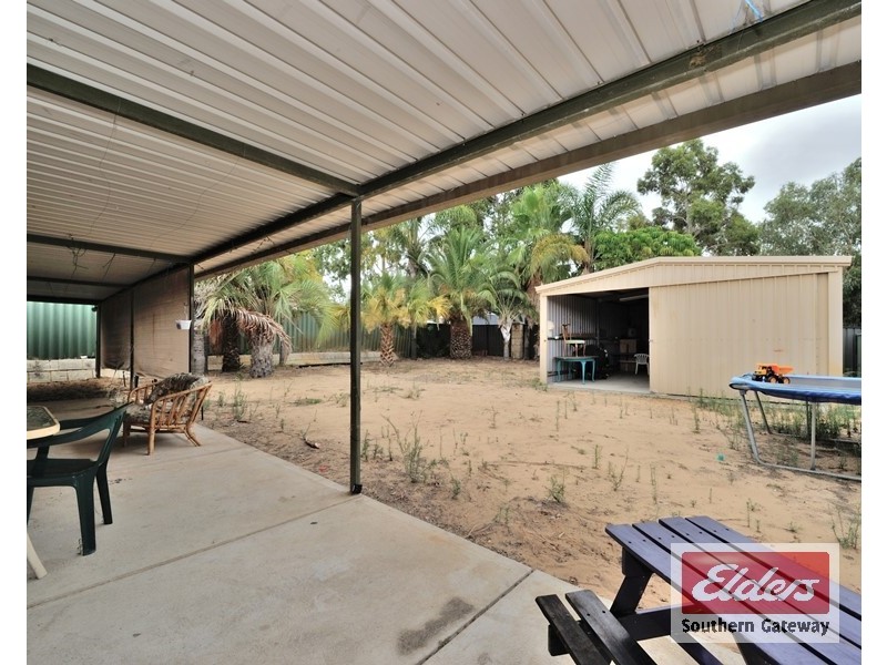 42 Whitebread Way, Leda WA 6170