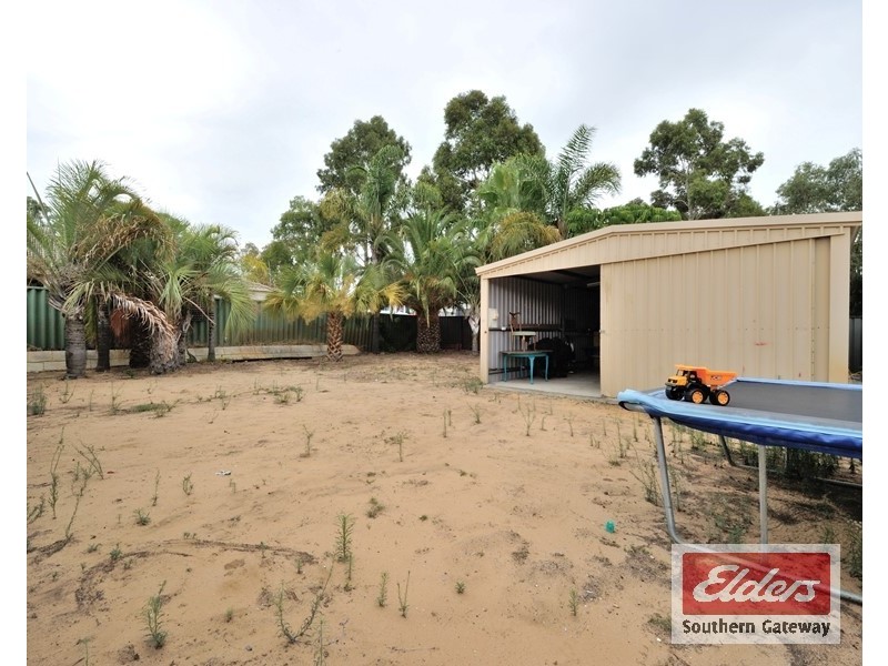 42 Whitebread Way, Leda WA 6170