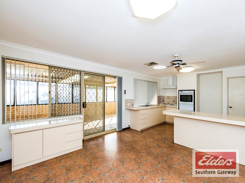 19 Leeuwin Parade, Rockingham WA 6168