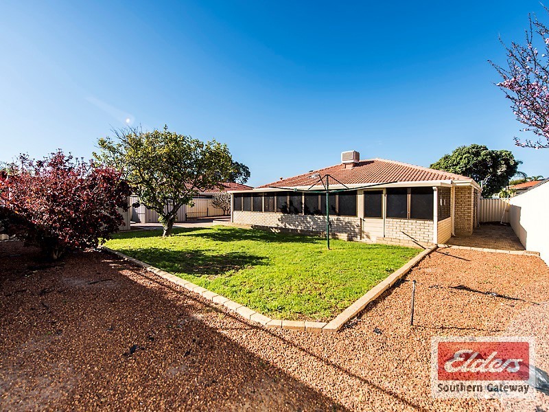 19 Leeuwin Parade, Rockingham WA 6168