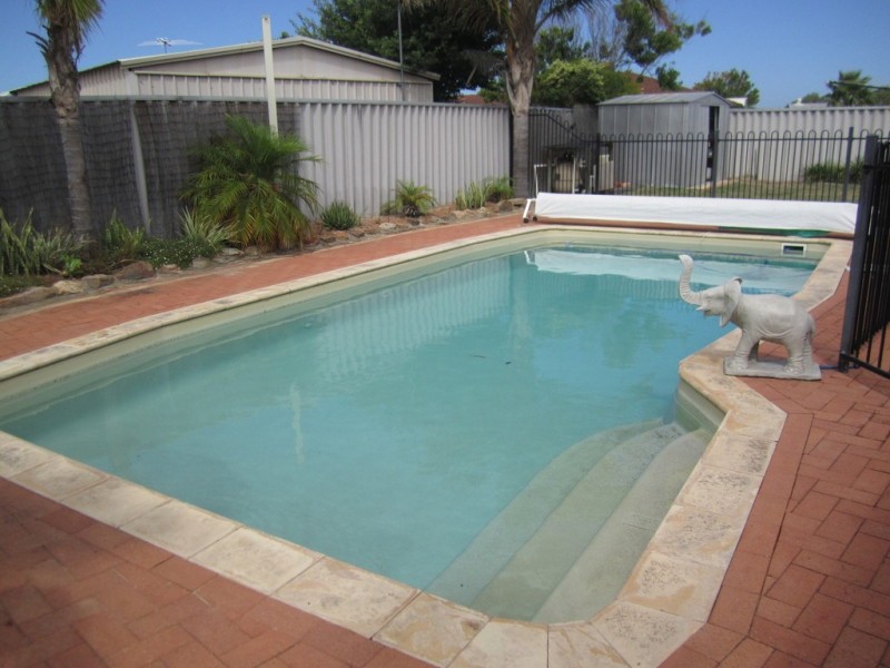 5 CHARENTE CLOSE, Port Kennedy WA 6172