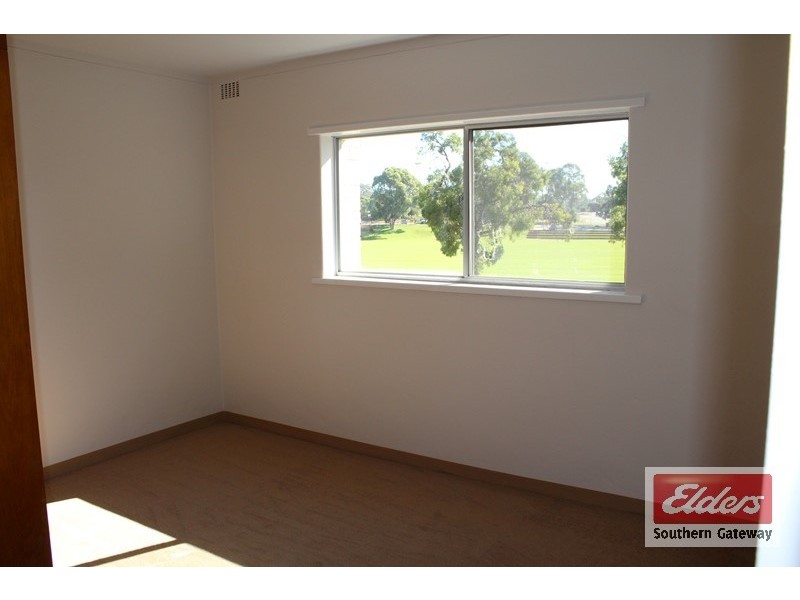 Unit 5, 13 Milton Place, Orelia WA 6167