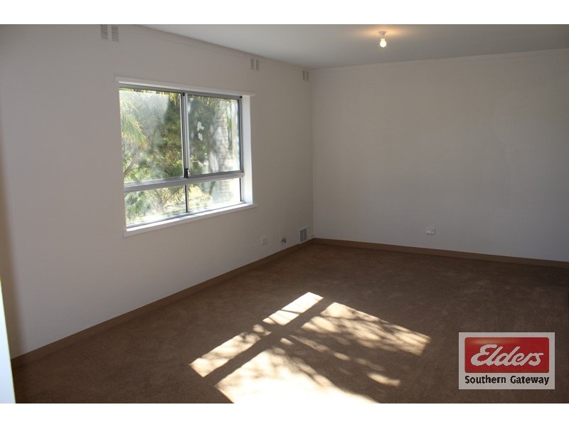 Unit 5, 13 Milton Place, Orelia WA 6167