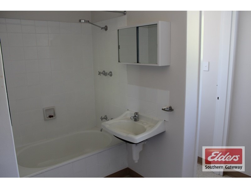 Unit 5, 13 Milton Place, Orelia WA 6167