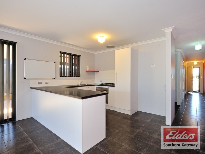 11 Ingarfield Green, Baldivis WA 6171