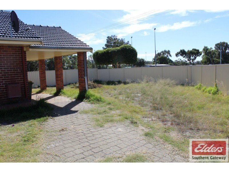 1 Berehaven Avenue, Thornlie WA 6108