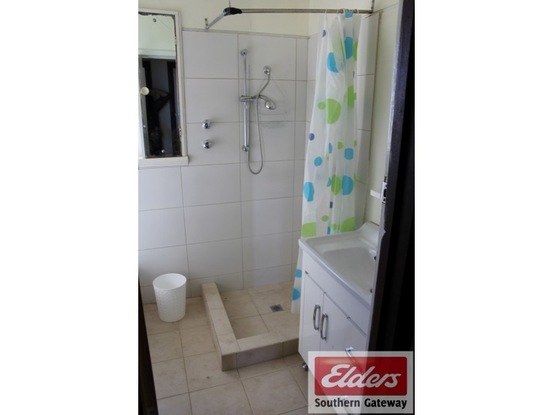 1 Berehaven Avenue, Thornlie WA 6108