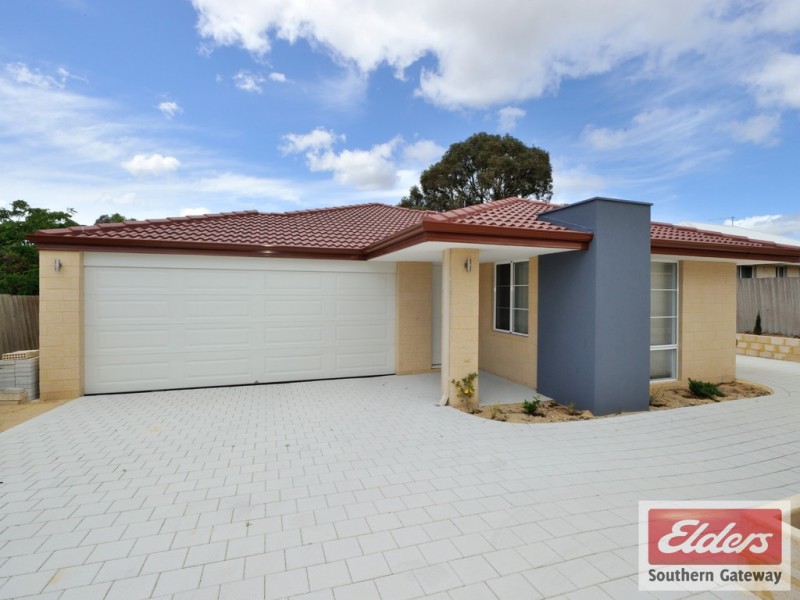 26A Peake Way, Medina WA 6167