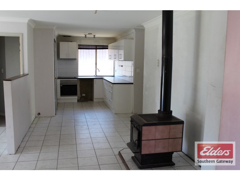 29 Woodley Way, Parmelia WA 6167