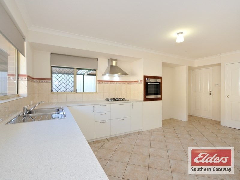 37 Roscommon Crescent, Orelia WA 6167