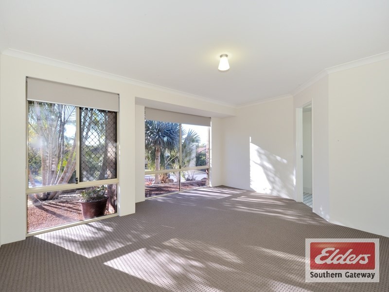 37 Roscommon Crescent, Orelia WA 6167