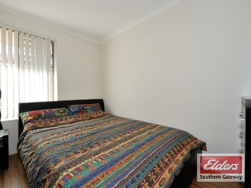 5 Burrows Place, Parmelia WA 6167