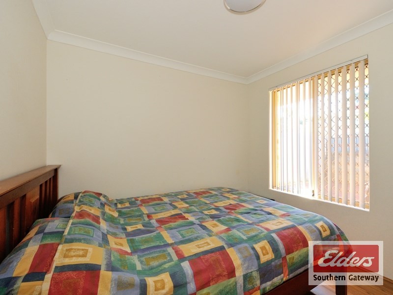 5 Burrows Place, Parmelia WA 6167