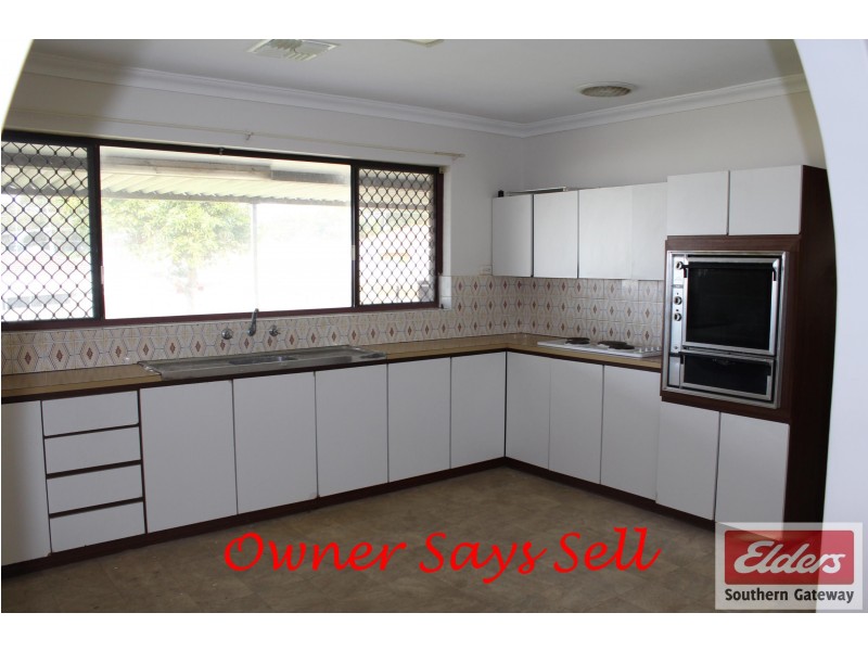 35 Owen Road, Hamilton Hill WA 6163