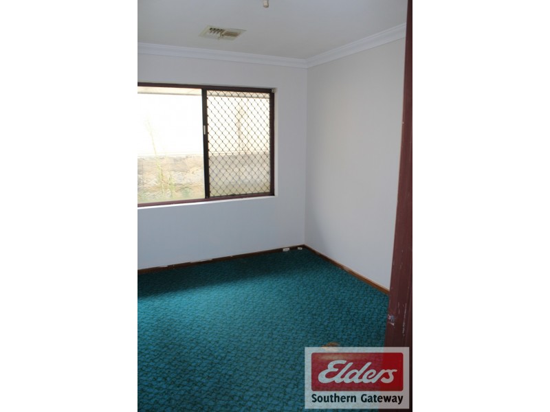 35 Owen Road, Hamilton Hill WA 6163