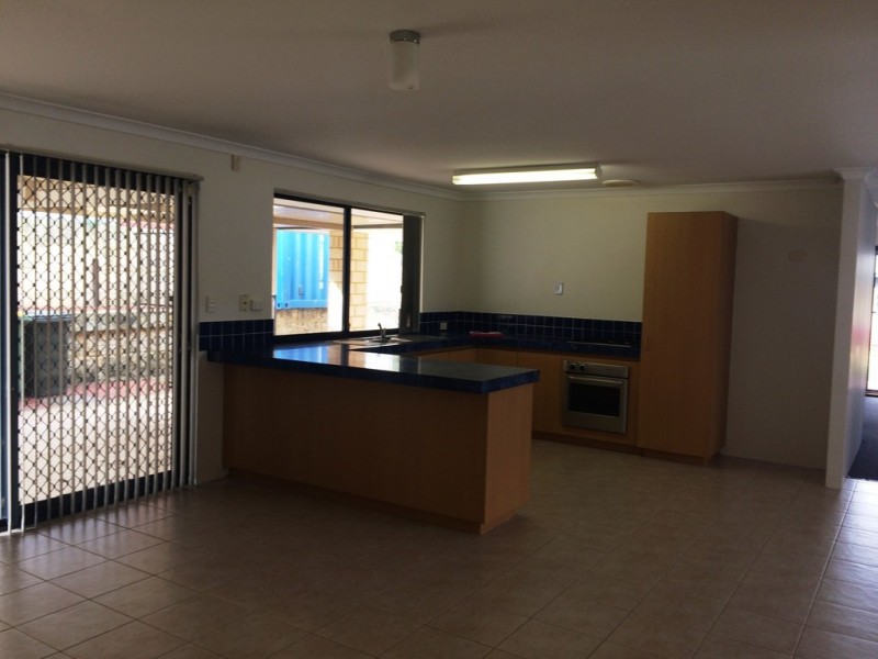 14 MCNAIRN CROSS, Leda WA 6170