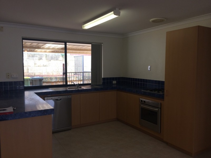 14 MCNAIRN CROSS, Leda WA 6170