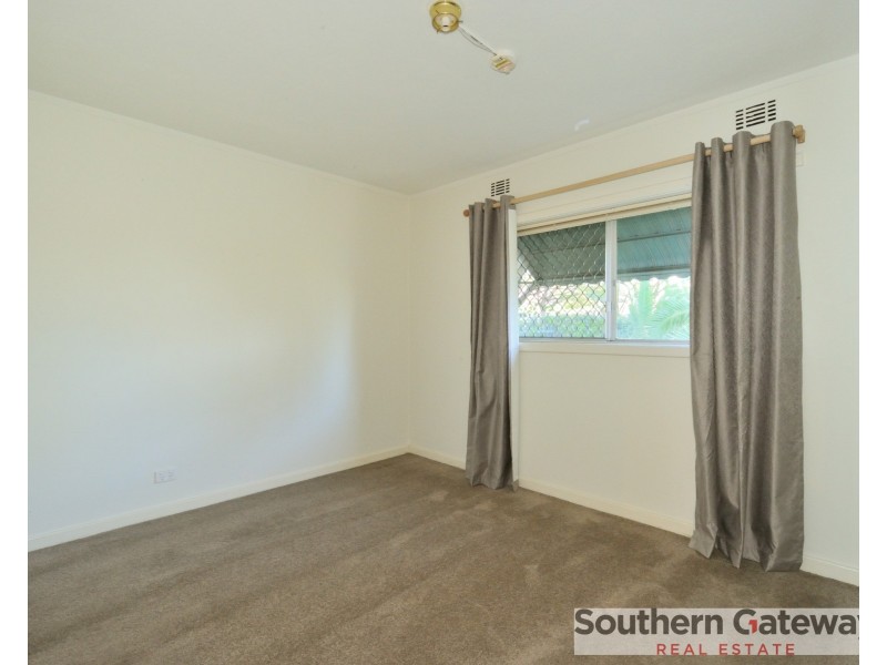 Unit 4, 13 Dowling Place, Orelia WA 6167