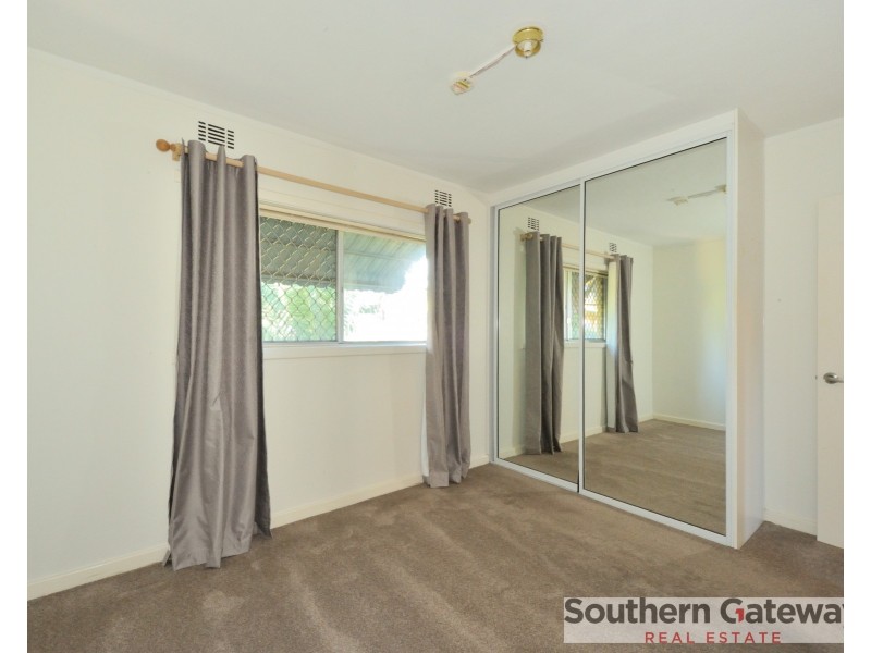 Unit 4, 13 Dowling Place, Orelia WA 6167
