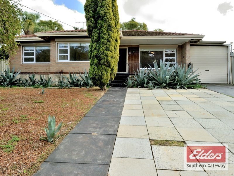 11 Reilly Street, Orelia WA 6167