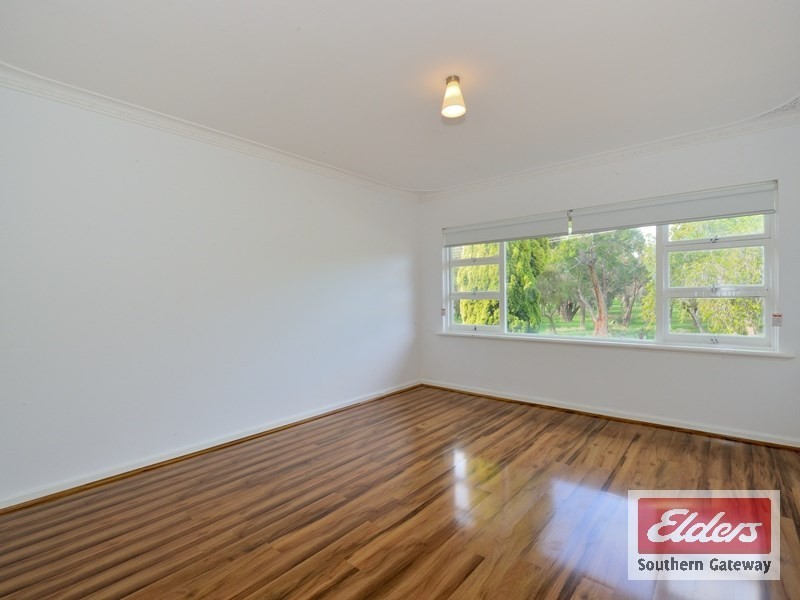 11 Reilly Street, Orelia WA 6167