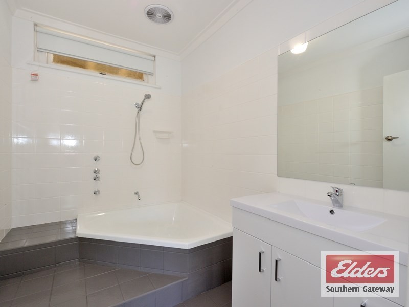 11 Reilly Street, Orelia WA 6167