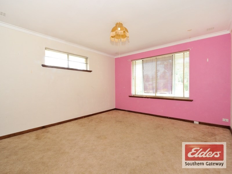 39 Edmund Way, Calista WA 6167