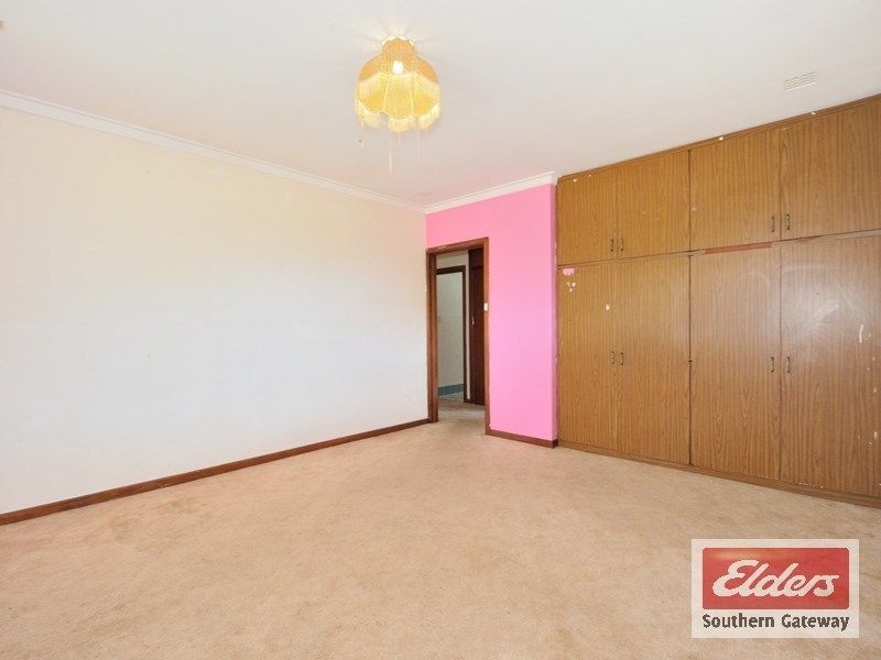 39 Edmund Way, Calista WA 6167