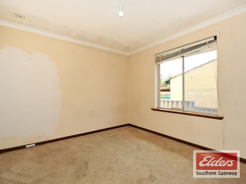 39 Edmund Way, Calista WA 6167