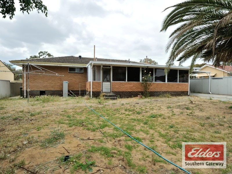 39 Edmund Way, Calista WA 6167