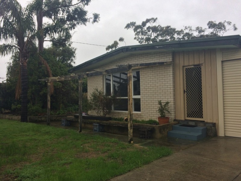 122 SULPHUR ROAD, Parmelia WA 6167