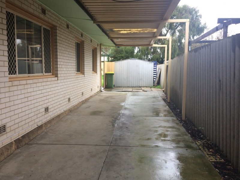 122 SULPHUR ROAD, Parmelia WA 6167