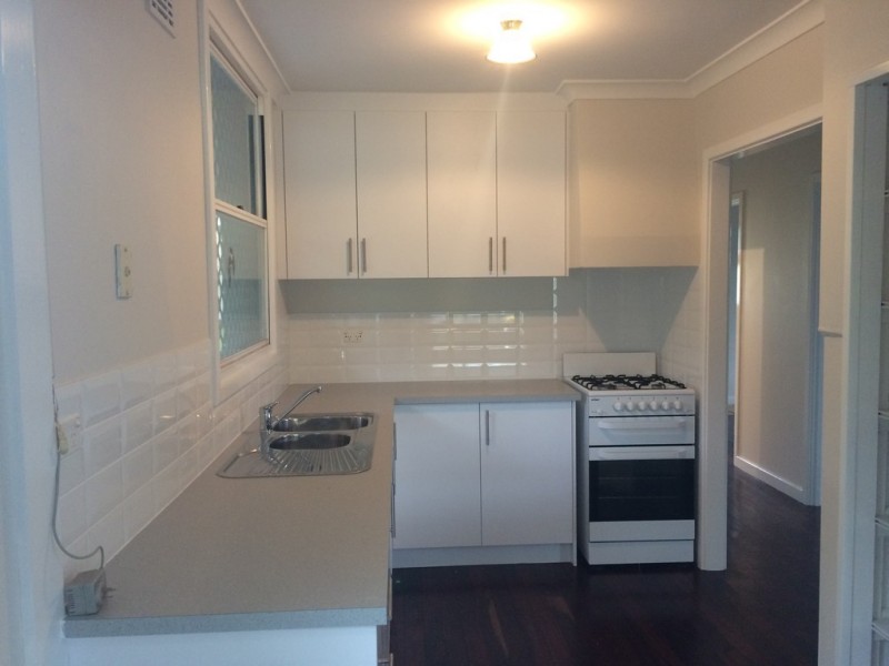 122 SULPHUR ROAD, Parmelia WA 6167