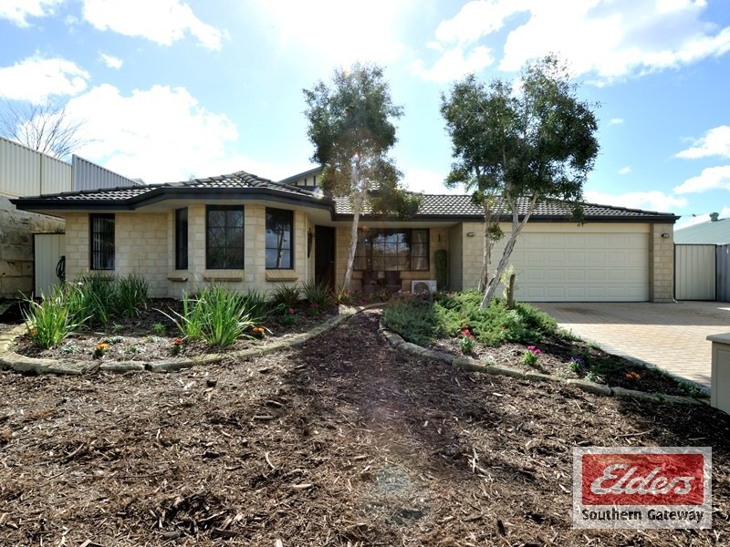 14 Rutherford Square, Orelia WA 6167