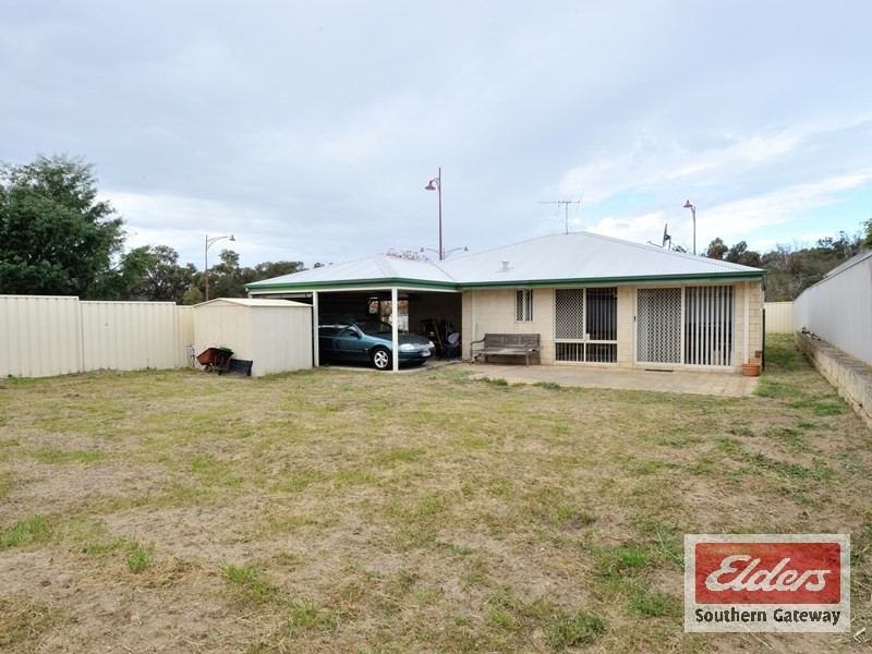 163 Sulphur Road, Orelia WA 6167