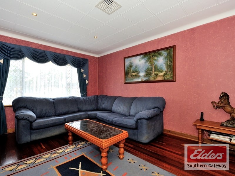 3 Crawford Road, Orelia WA 6167