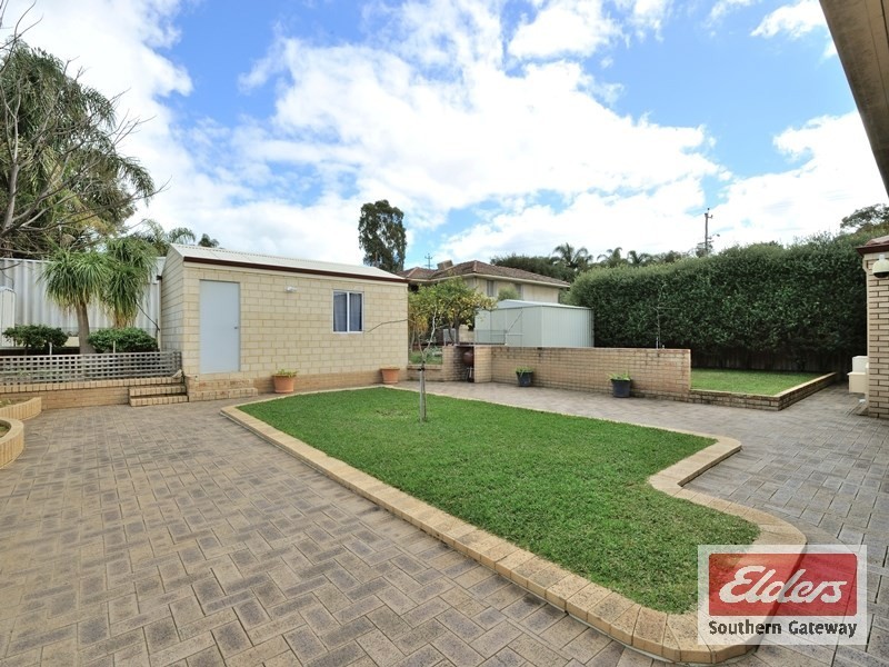 3 Crawford Road, Orelia WA 6167