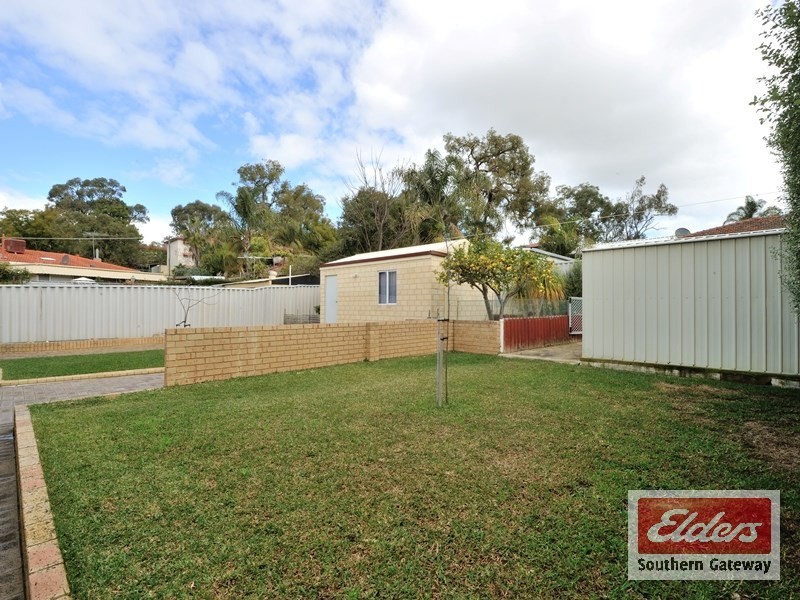 3 Crawford Road, Orelia WA 6167
