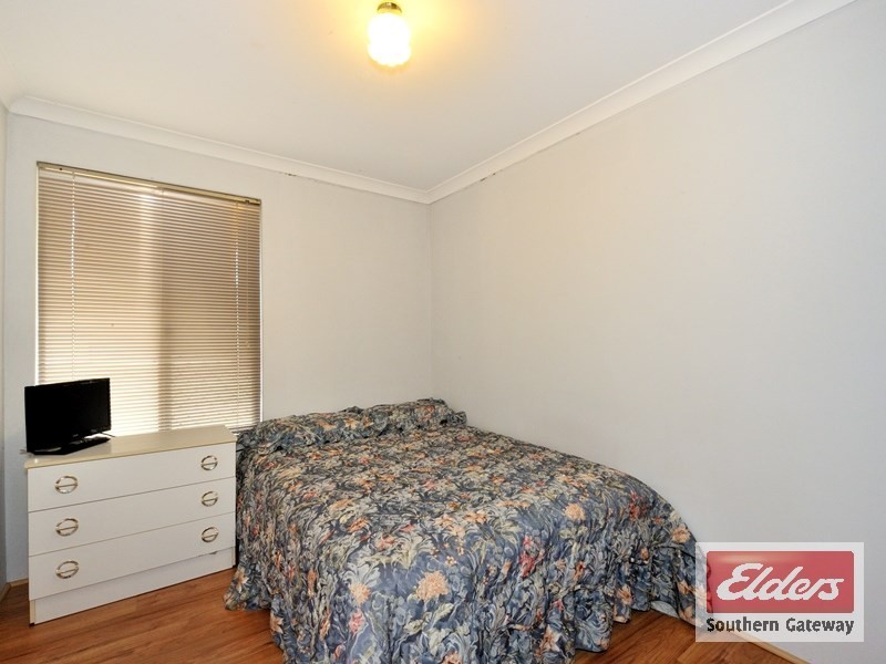 4 Bournan Heights, Parmelia WA 6167