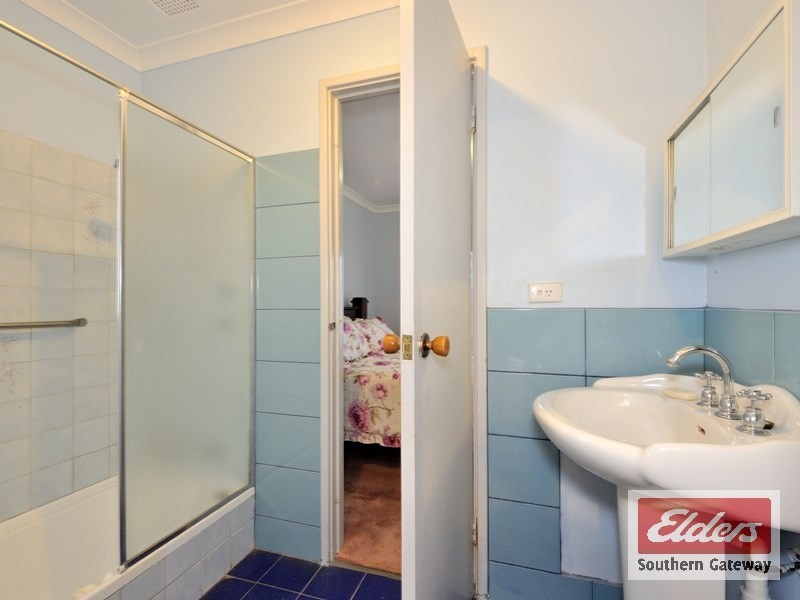 4 Bournan Heights, Parmelia WA 6167