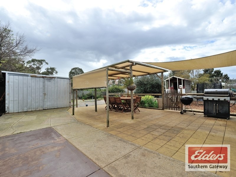 11 Cockman Way, Orelia WA 6167