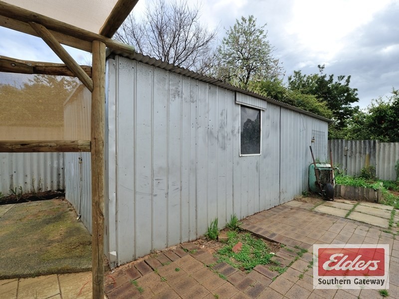 11 Cockman Way, Orelia WA 6167