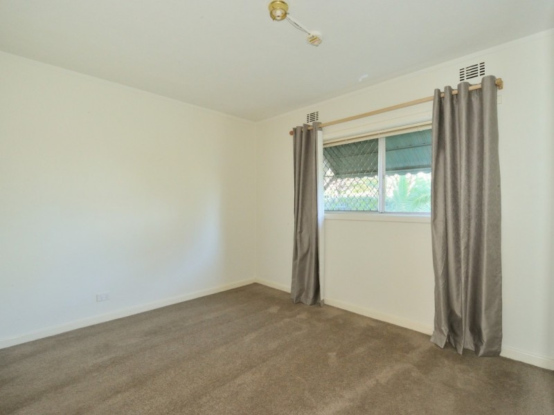 4 13 DOWLING PLACE, Orelia WA 6167