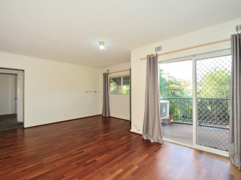 4 13 DOWLING PLACE, Orelia WA 6167