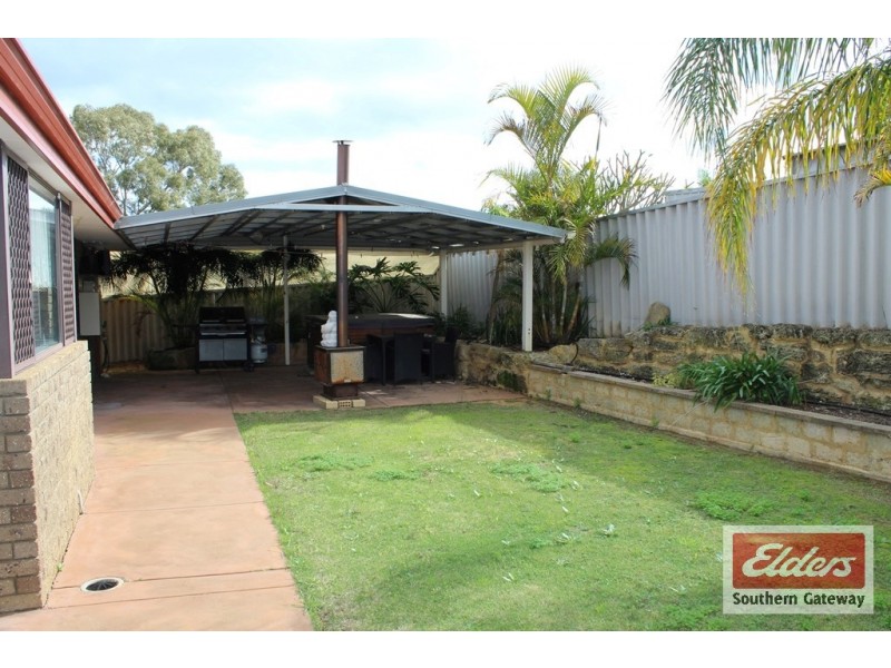 7 Pike Court, Parmelia WA 6167